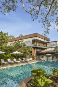 Swimming Pool - Team Computers